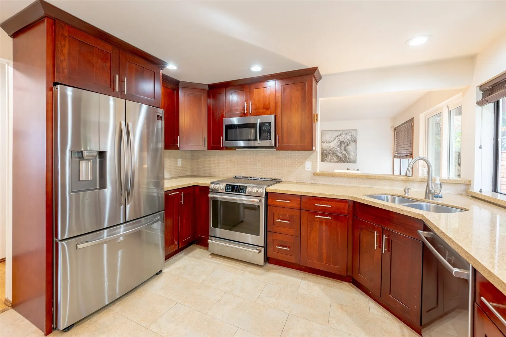 8118 6th Avenue SW, Seattle, WA 98106