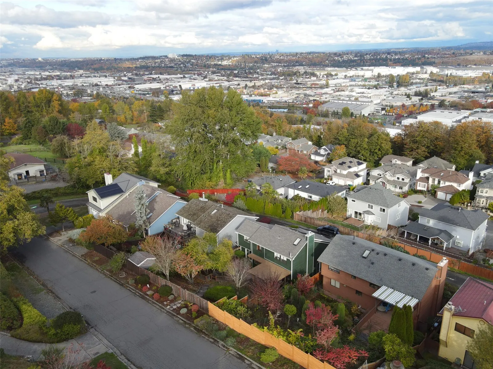 8118 6th Avenue SW, Seattle, WA 98106