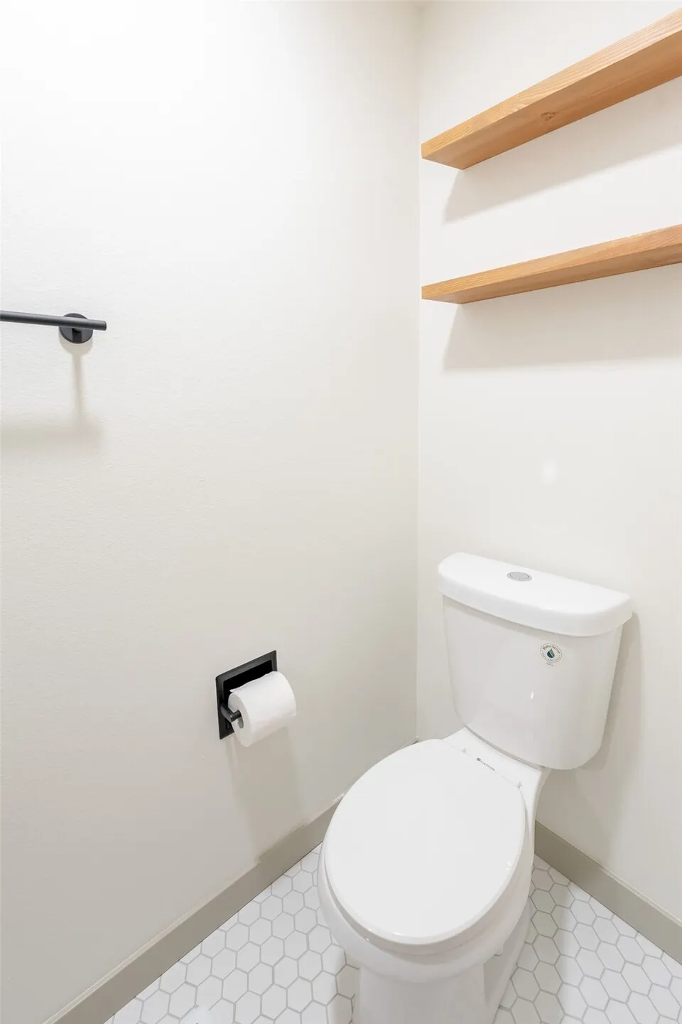 8118 6th Avenue SW, Seattle, WA 98106