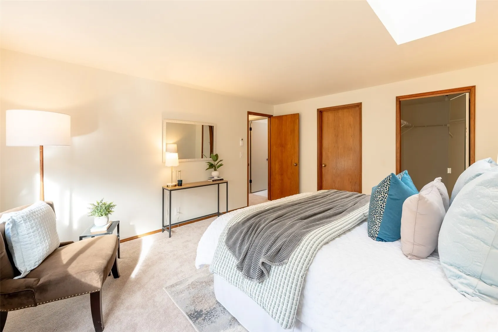 8118 6th Avenue SW, Seattle, WA 98106