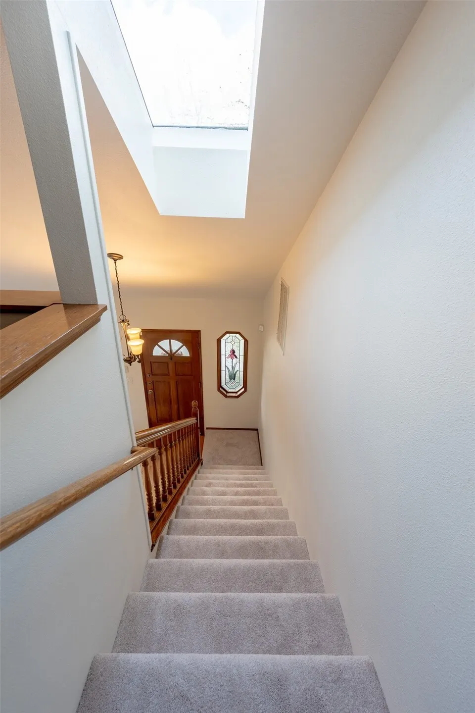 8118 6th Avenue SW, Seattle, WA 98106