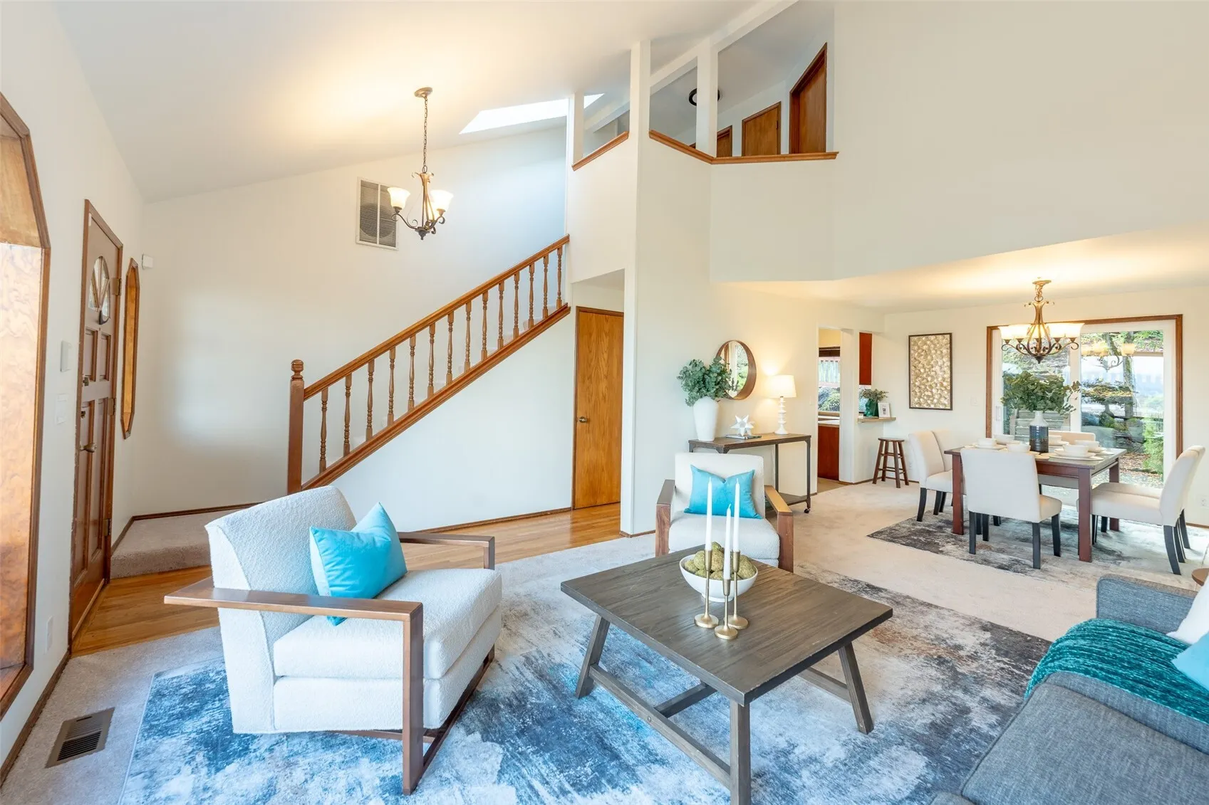 8118 6th Avenue SW, Seattle, WA 98106