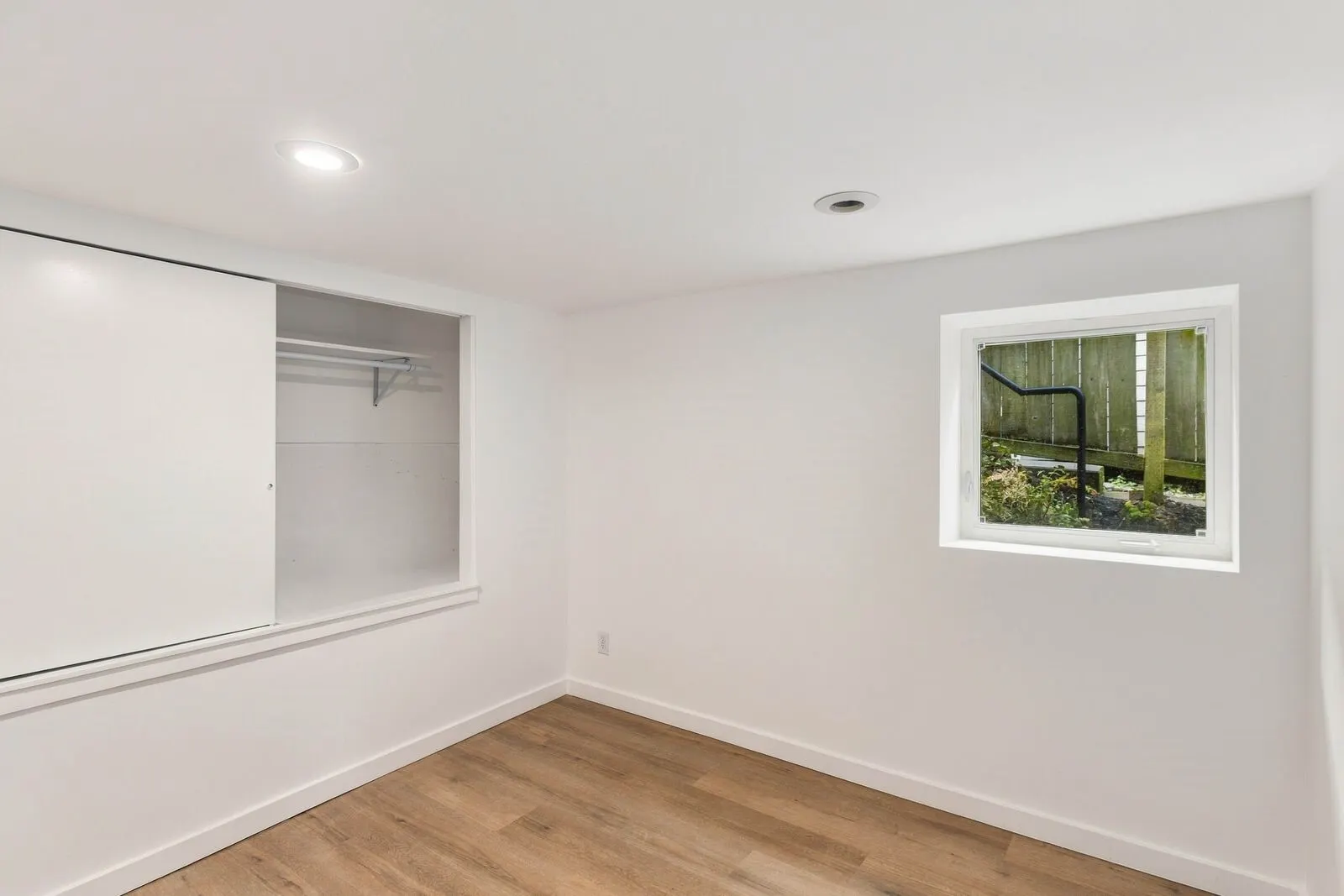 38 Florentia Street , Seattle, WA 98109