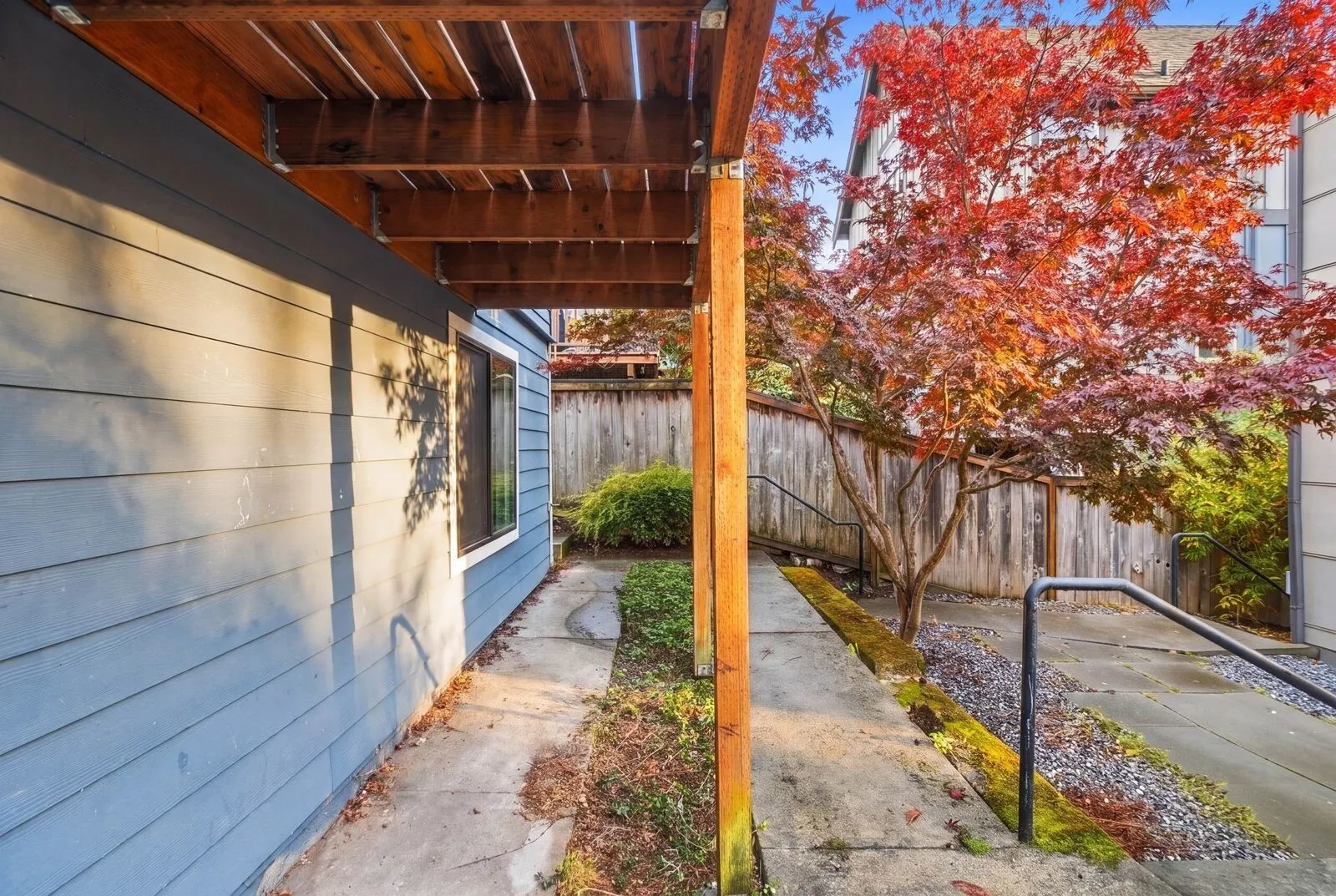 38 Florentia Street , Seattle, WA 98109