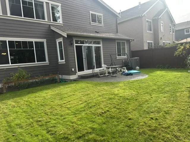 12221 168th Place NE, Redmond, WA 98052