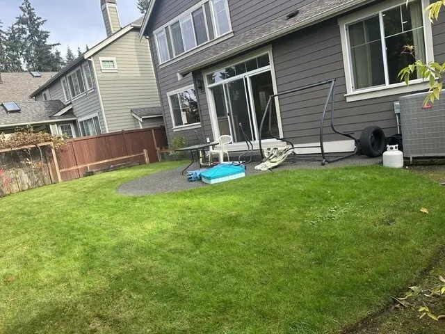 12221 168th Place NE, Redmond, WA 98052