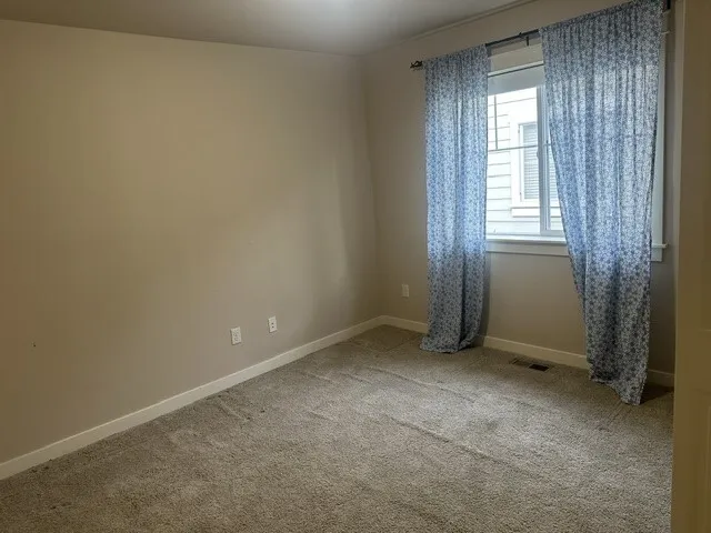 12221 168th Place NE, Redmond, WA 98052