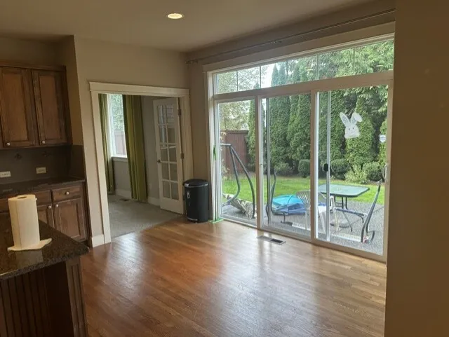 12221 168th Place NE, Redmond, WA 98052