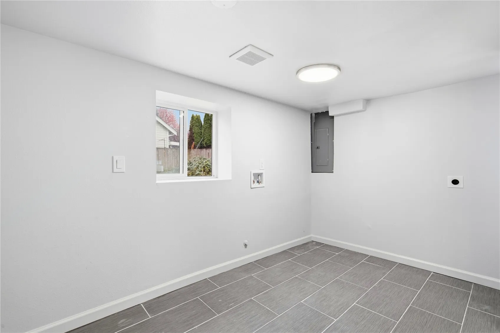 5415 NE 4th Street Street , Renton, WA 98059