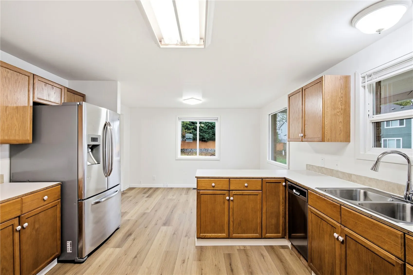 5415 NE 4th Street Street , Renton, WA 98059