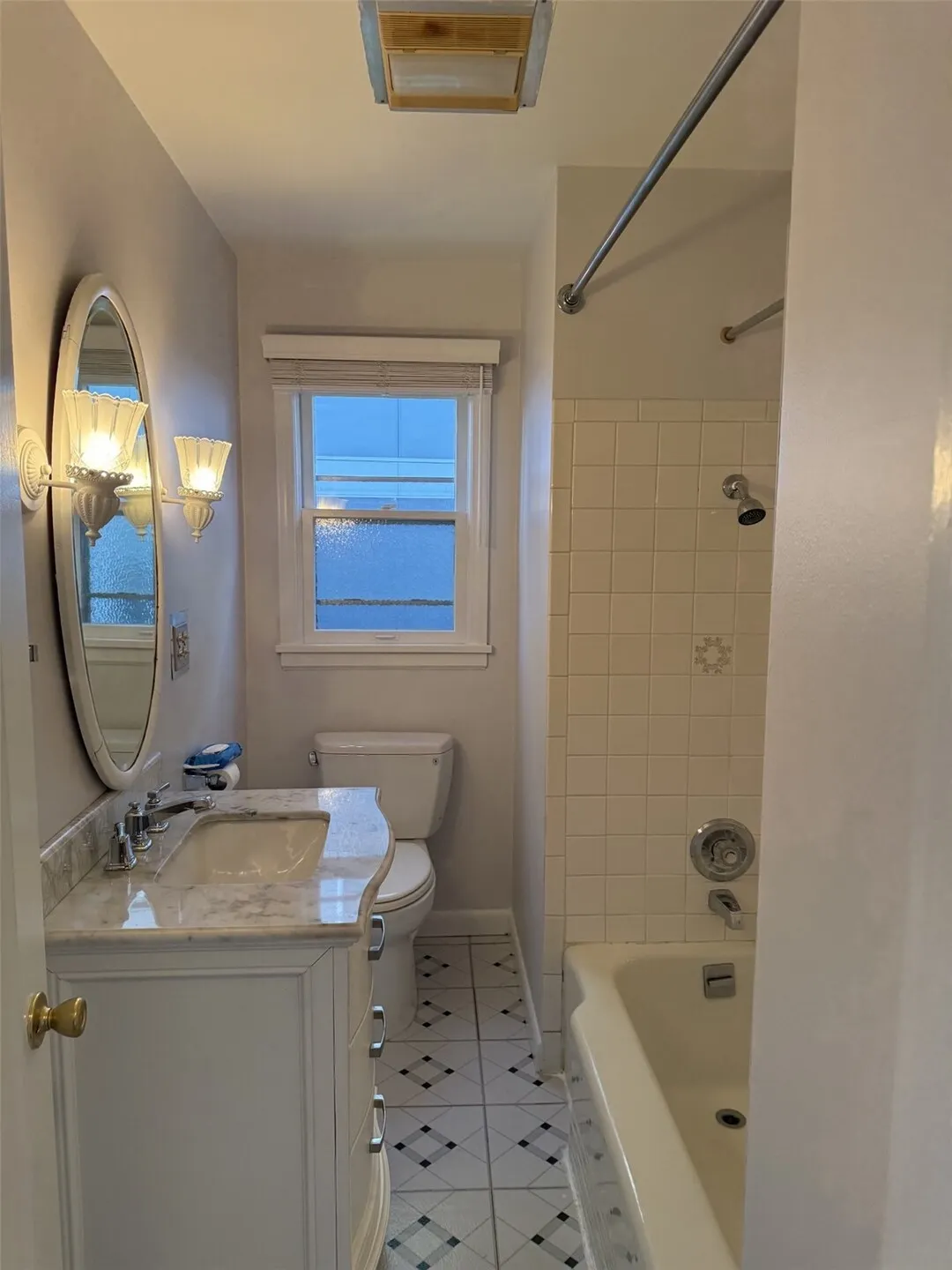 11030 Cornell Avenue S, Seattle, WA 98178