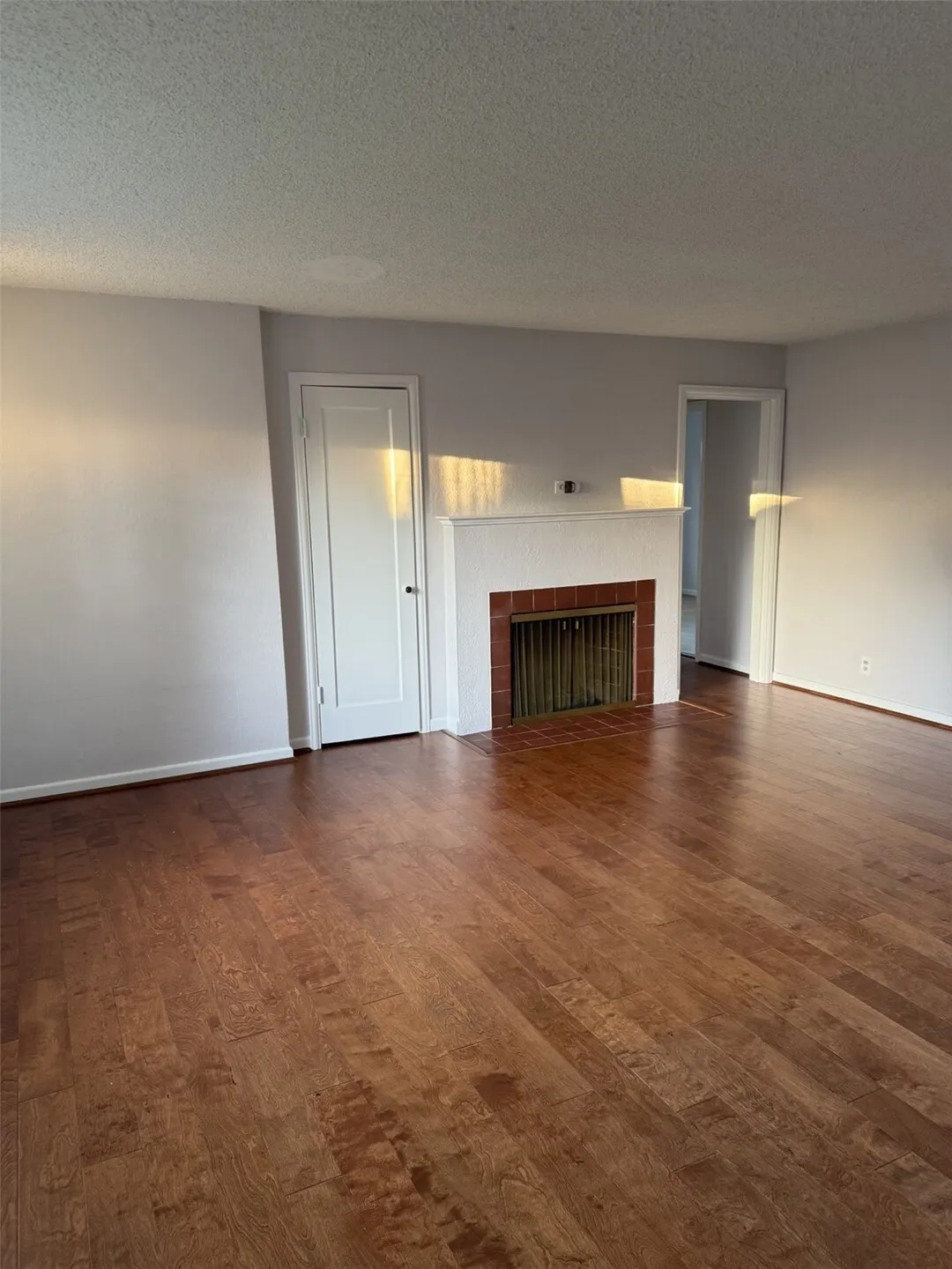 11030 Cornell Avenue S, Seattle, WA 98178