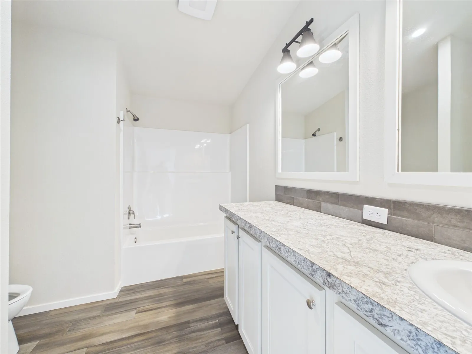 11436 SE 208th Street #96, Kent, WA 98031