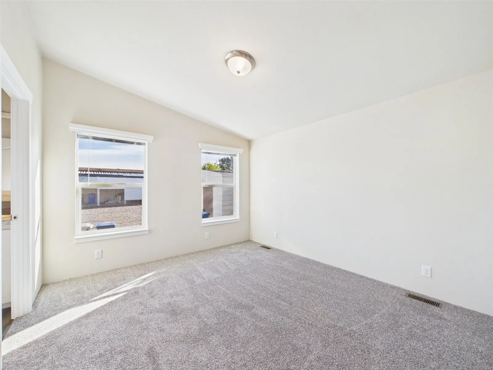 11436 SE 208th Street #96, Kent, WA 98031