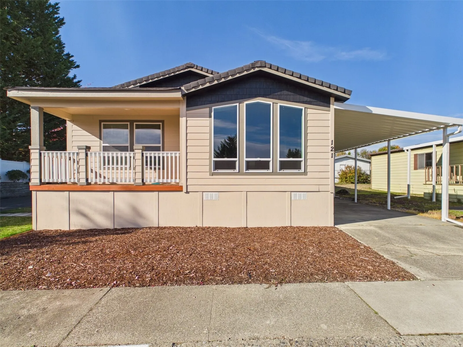 11436 SE 208th Street #121, Kent, WA 98031