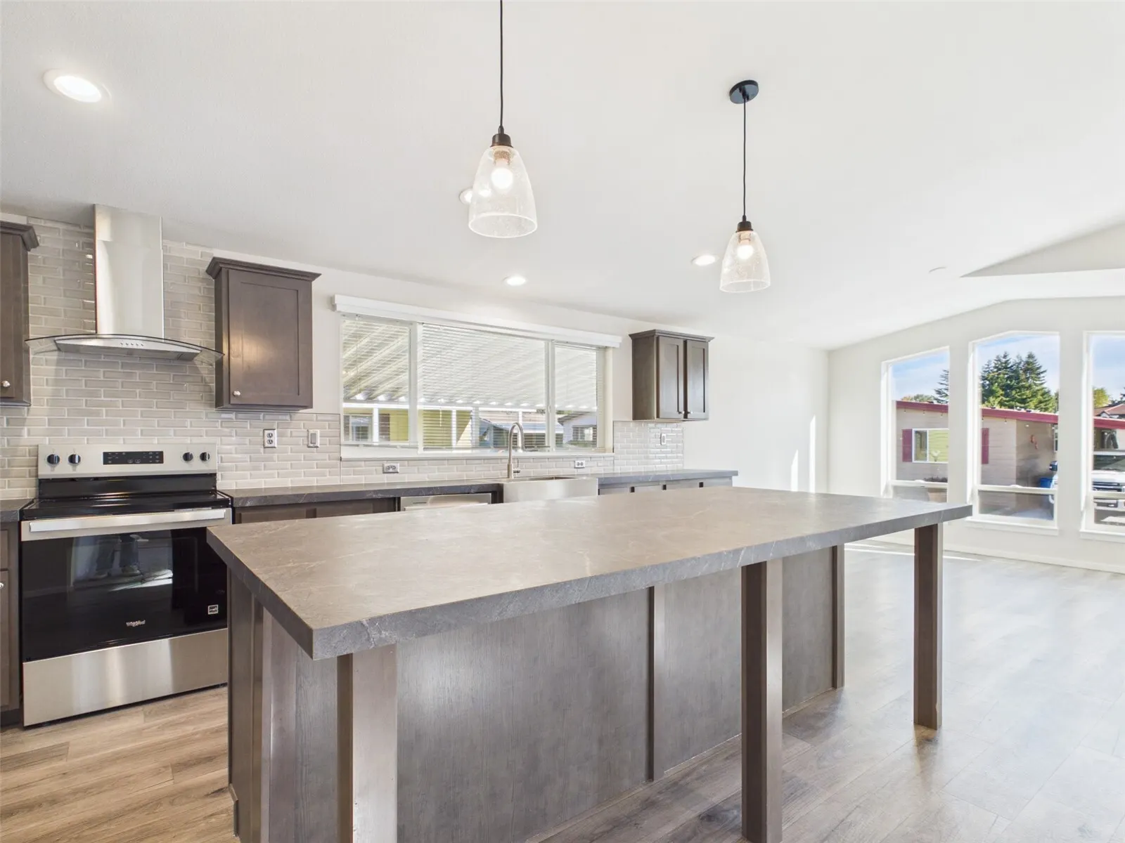 11436 SE 208th Street #121, Kent, WA 98031