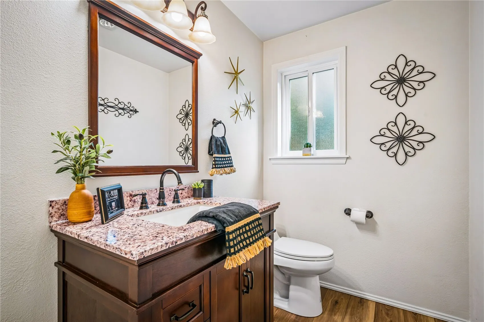 17009 Mount Forest Boulevard , Woodinville, WA 98272