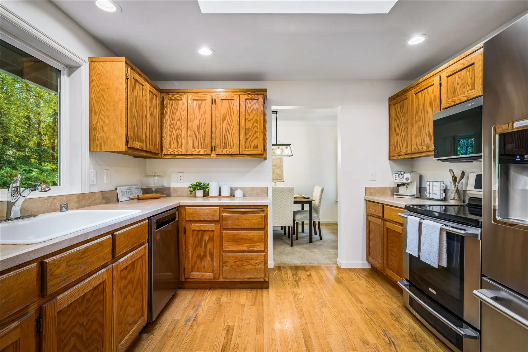 17009 Mount Forest Boulevard , Woodinville, WA 98272