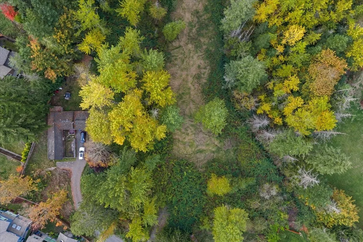 24624 NE 18th Street , Redmond, WA 98074