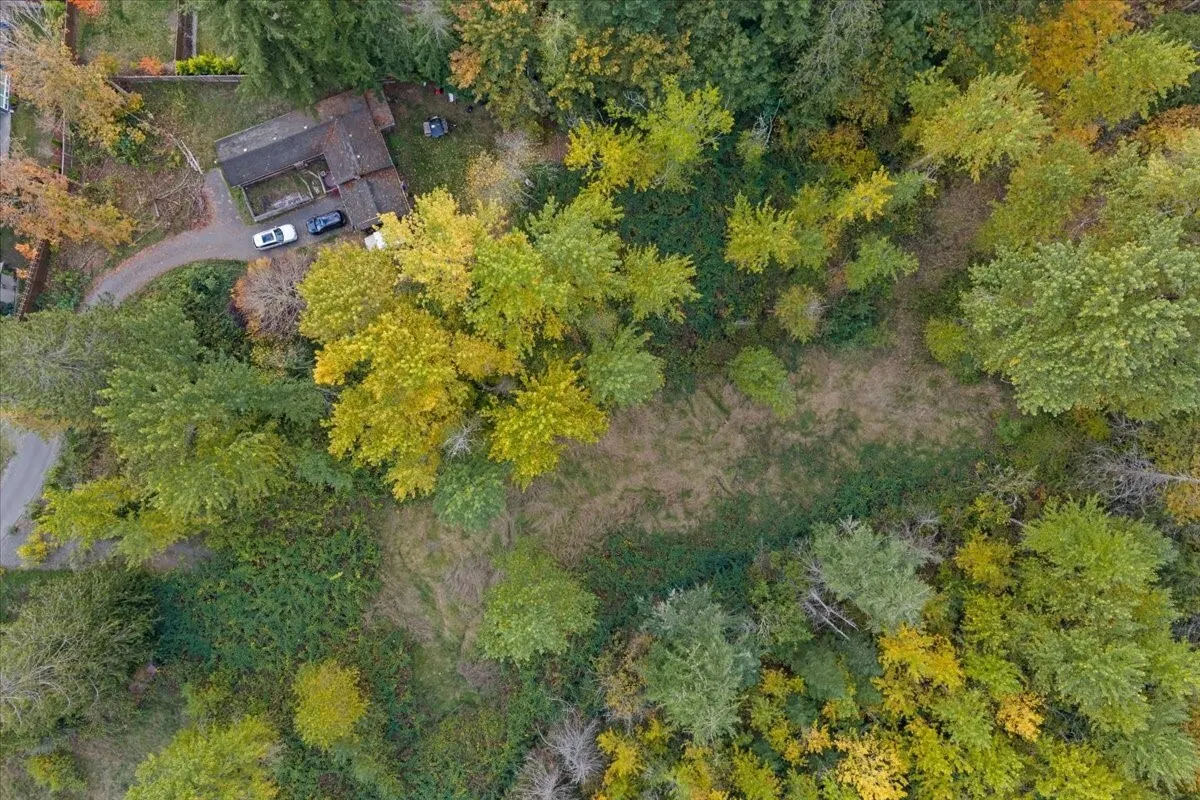 24624 NE 18th Street , Redmond, WA 98074