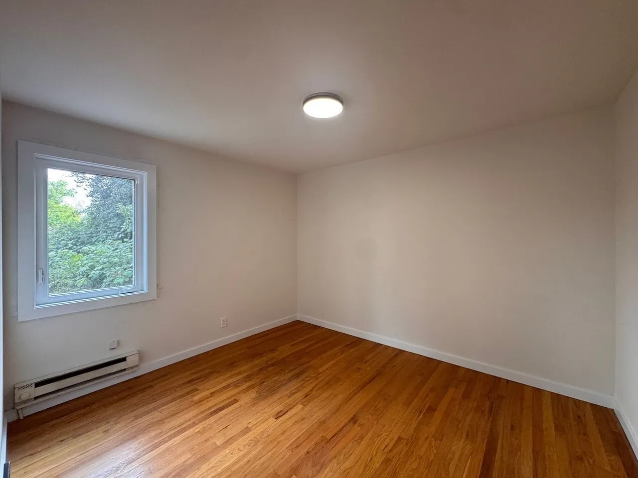 9230 21st Avenue SW #D, Seattle, WA 98106