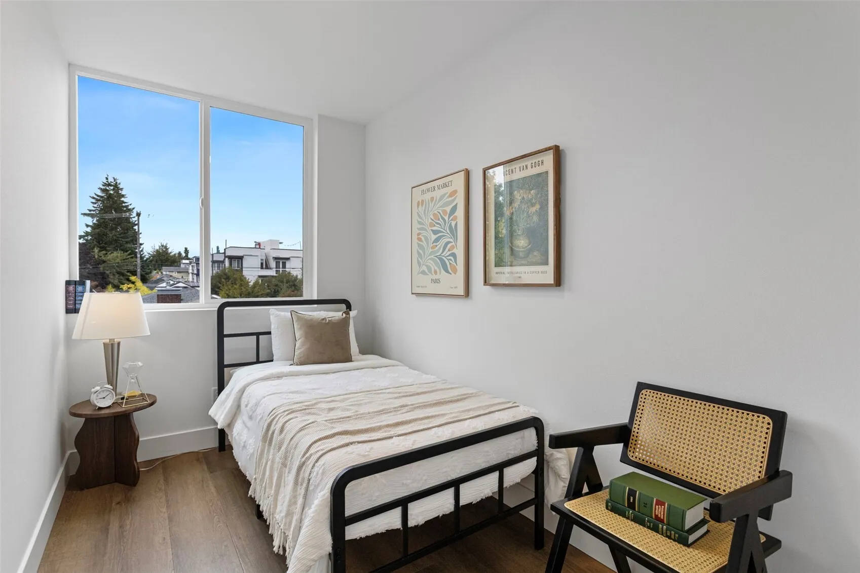 6318 41st Avenue SW #1A, Seattle, WA 98136