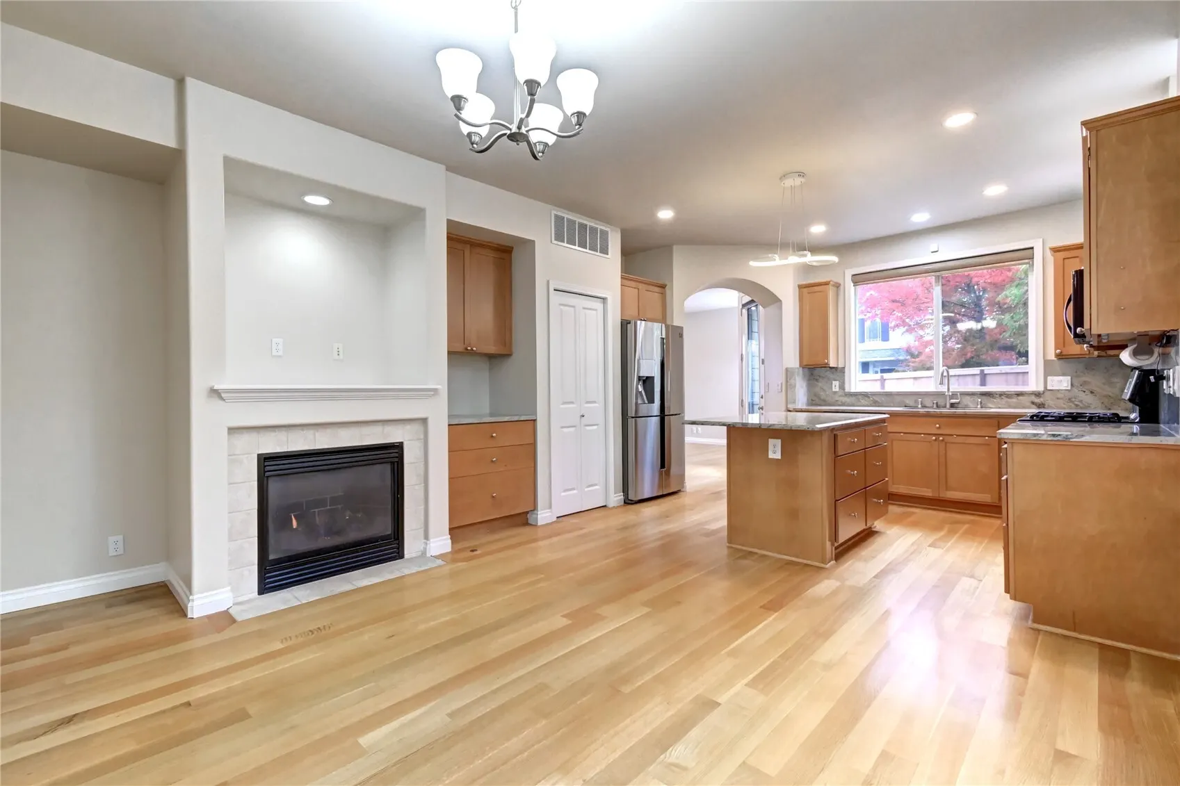 18857 NE 62nd Way , Redmond, WA 98052
