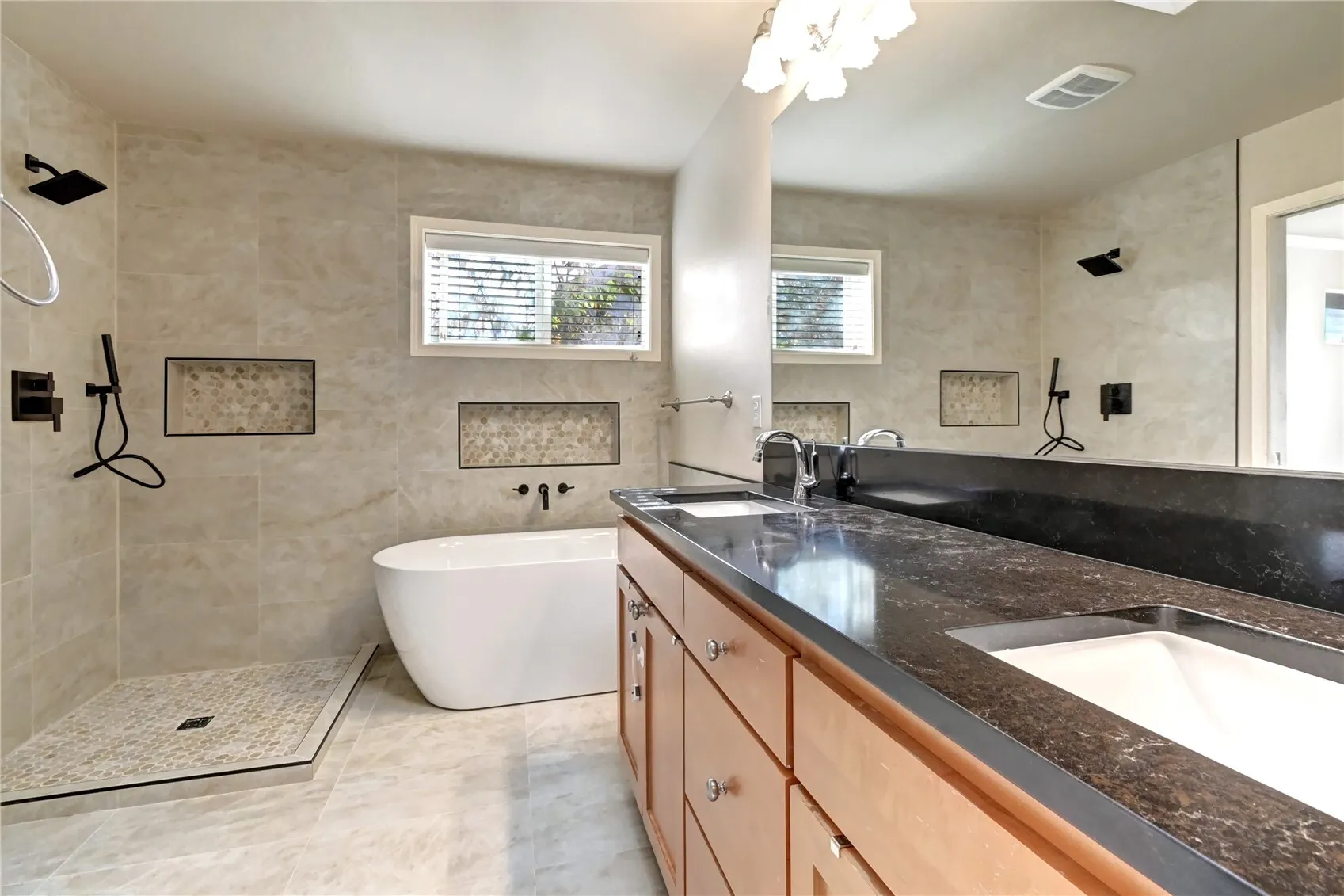 18857 NE 62nd Way , Redmond, WA 98052