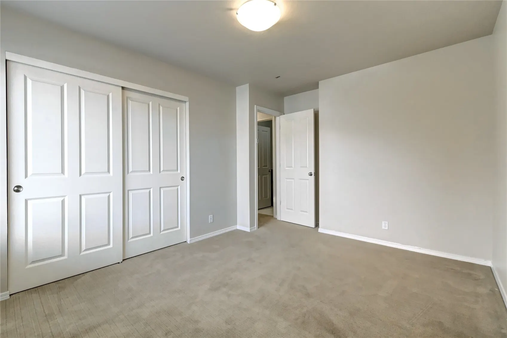 18857 NE 62nd Way , Redmond, WA 98052