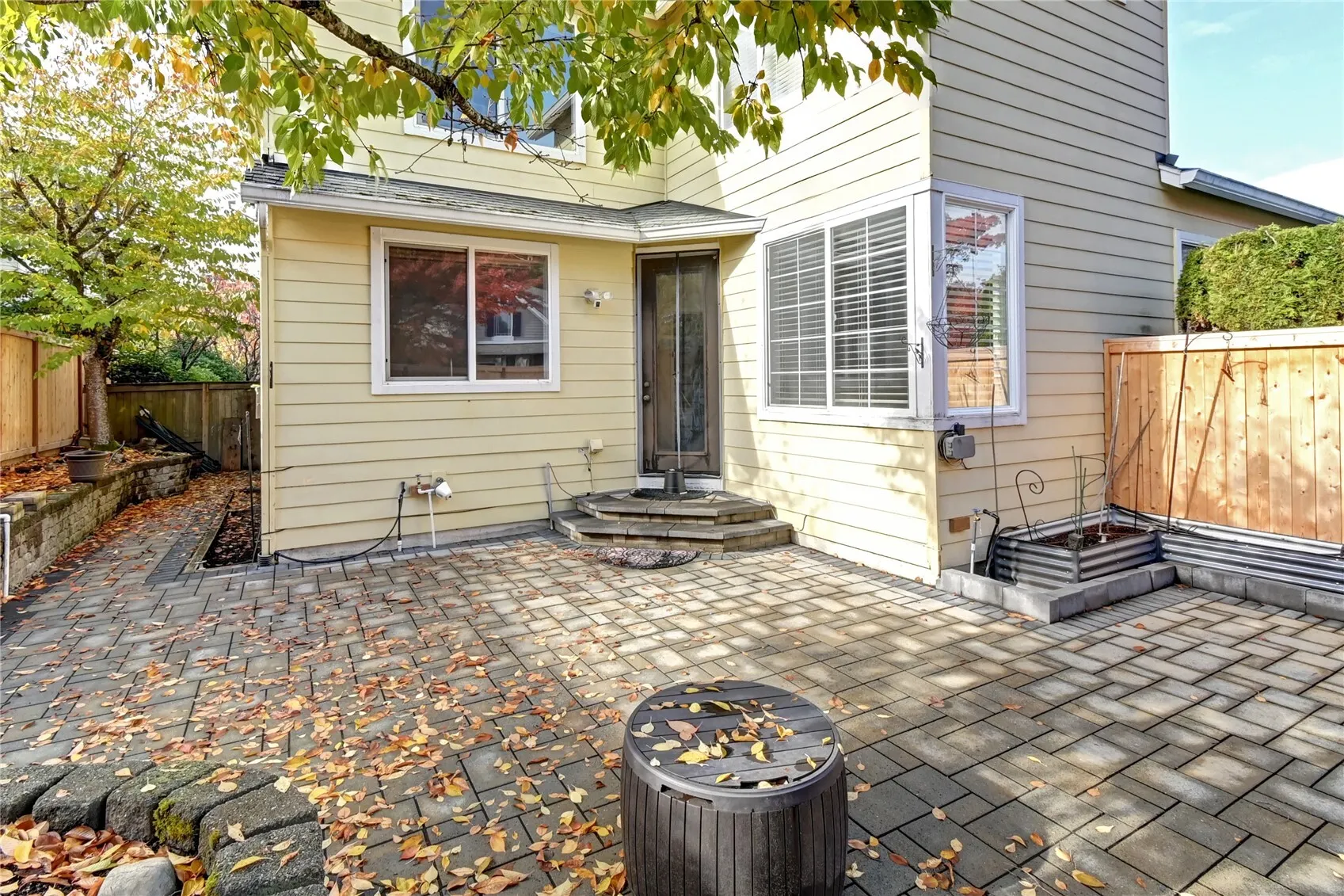 18857 NE 62nd Way , Redmond, WA 98052