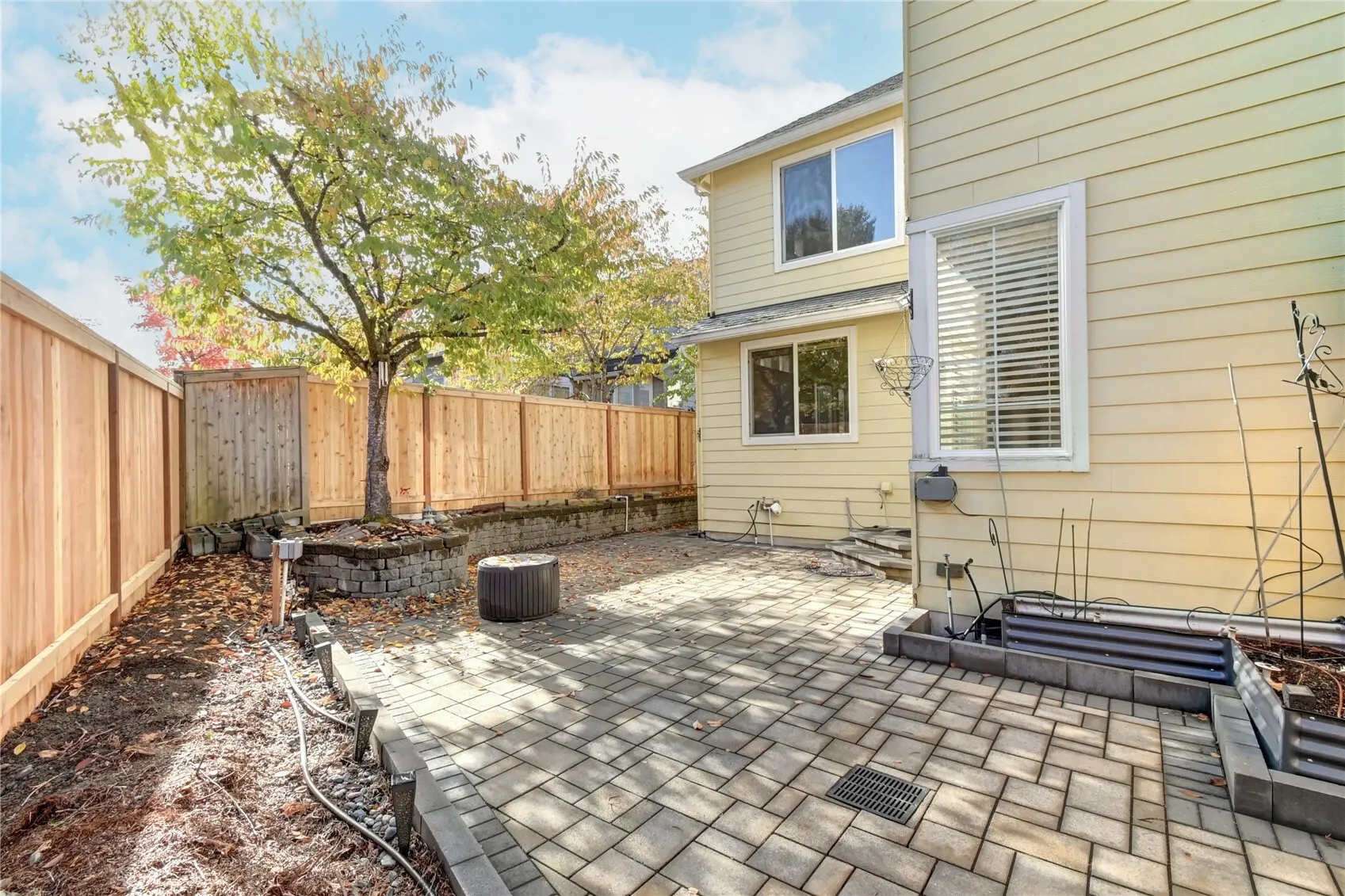 18857 NE 62nd Way , Redmond, WA 98052