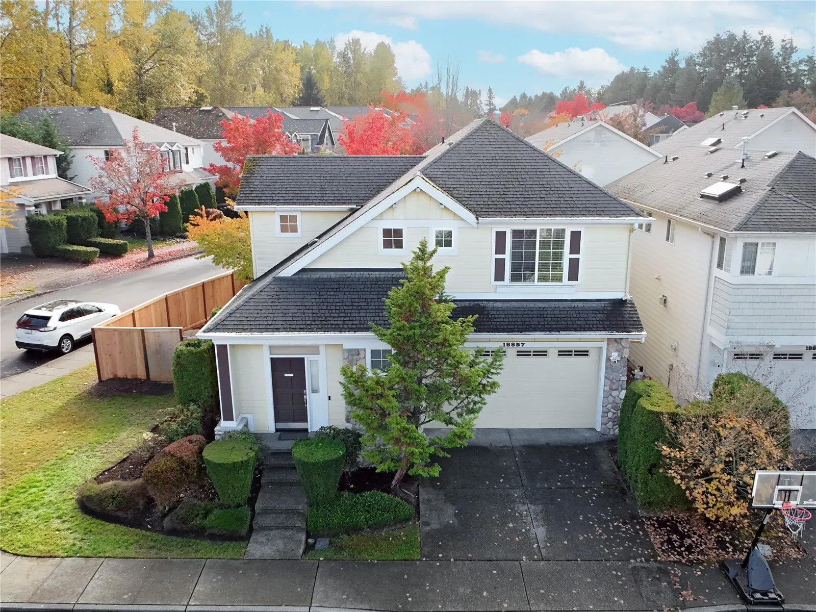 18857 NE 62nd Way , Redmond, WA 98052