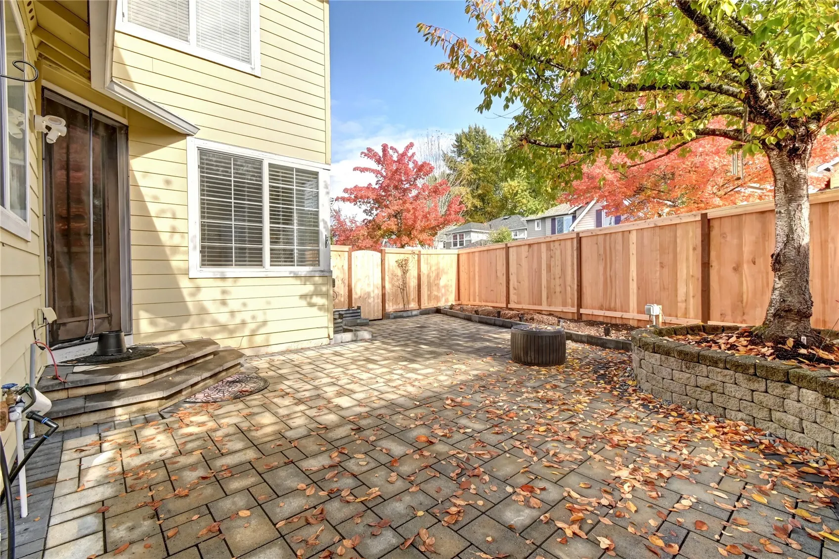 18857 NE 62nd Way , Redmond, WA 98052