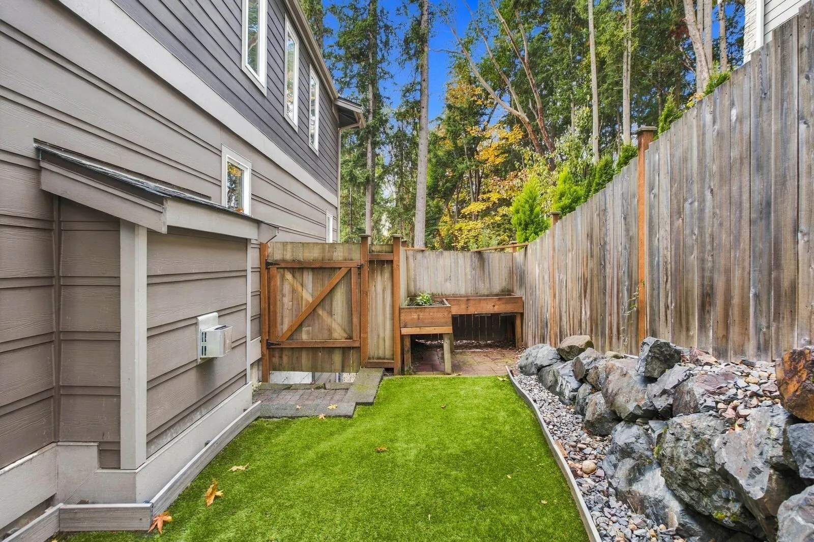 1322 210th ave NE, Sammamish, WA 98074