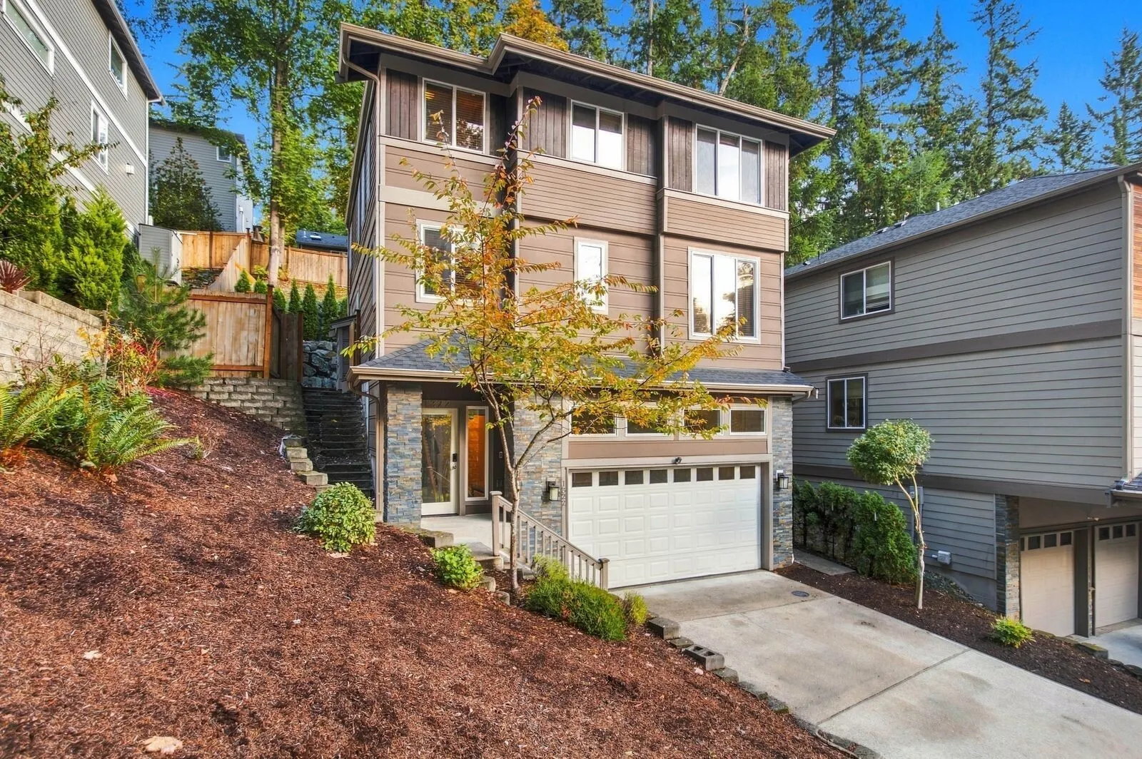 1322 210th ave NE, Sammamish, WA 98074