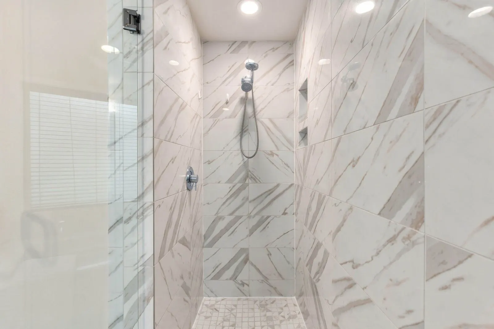 1322 210th ave NE, Sammamish, WA 98074