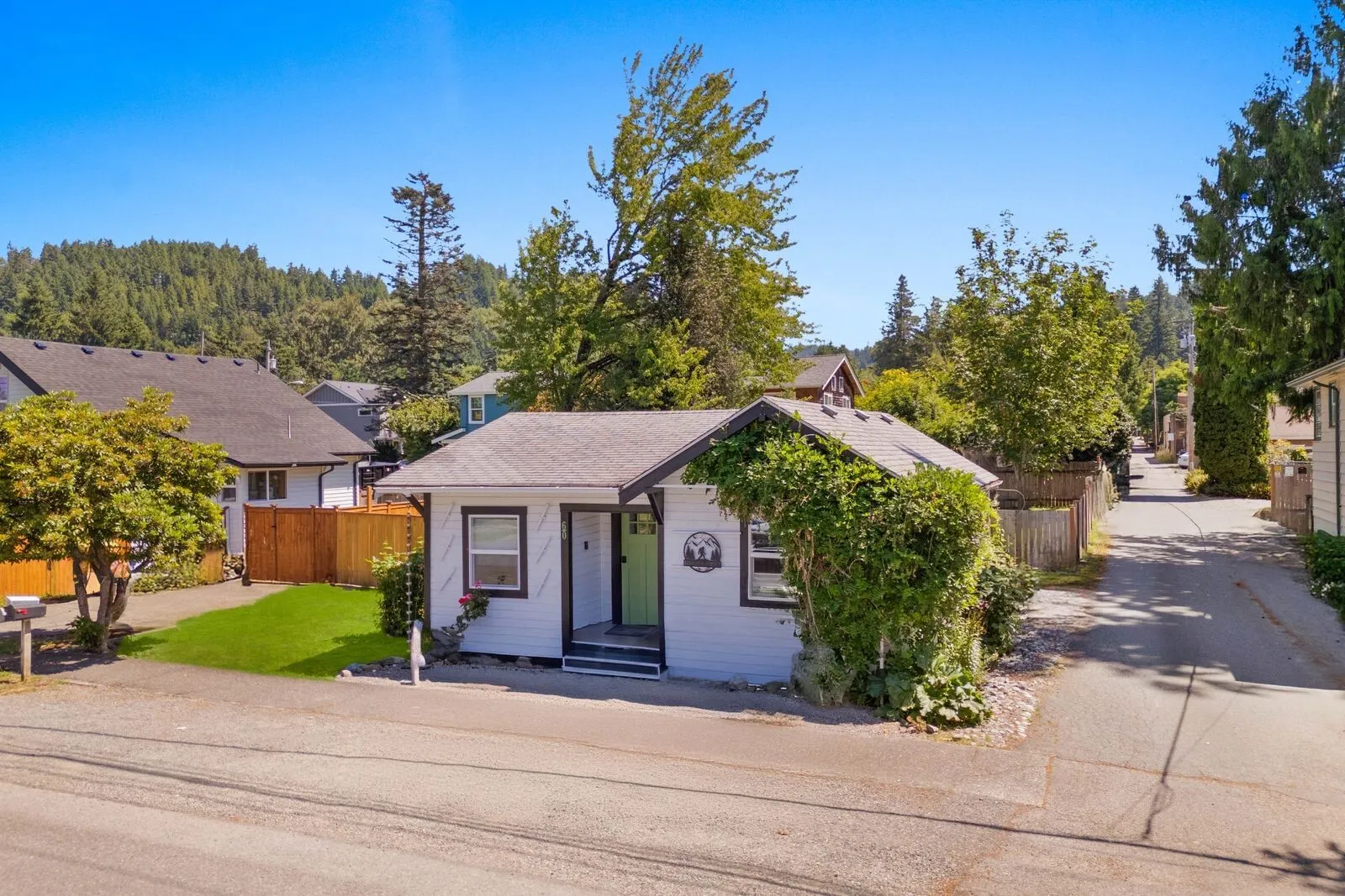 60 2nd Avenue NE, Issaquah, WA 98027