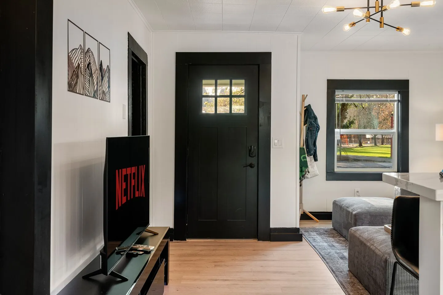 60 2nd Avenue NE, Issaquah, WA 98027