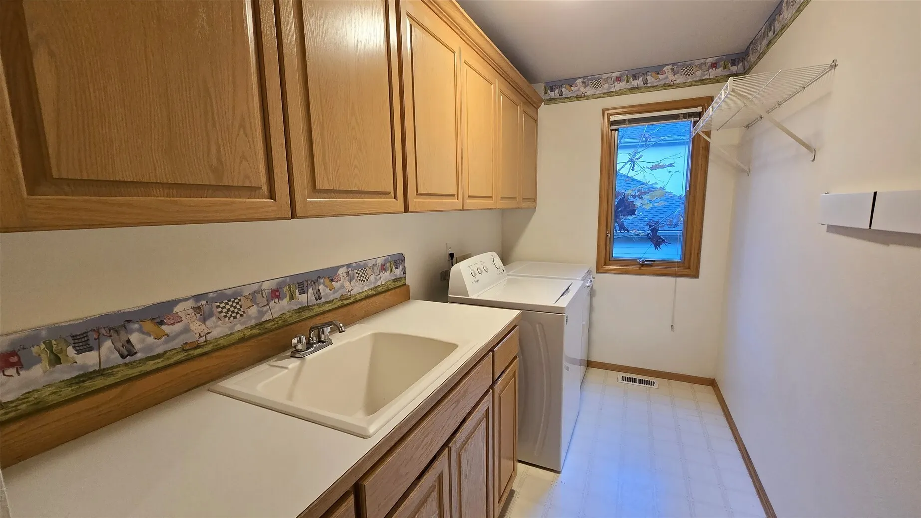16323 NE 50th Way , Redmond, WA 98052