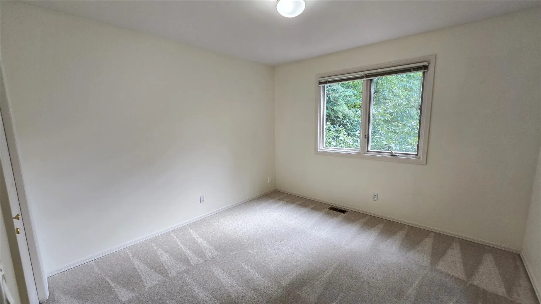 16323 NE 50th Way , Redmond, WA 98052