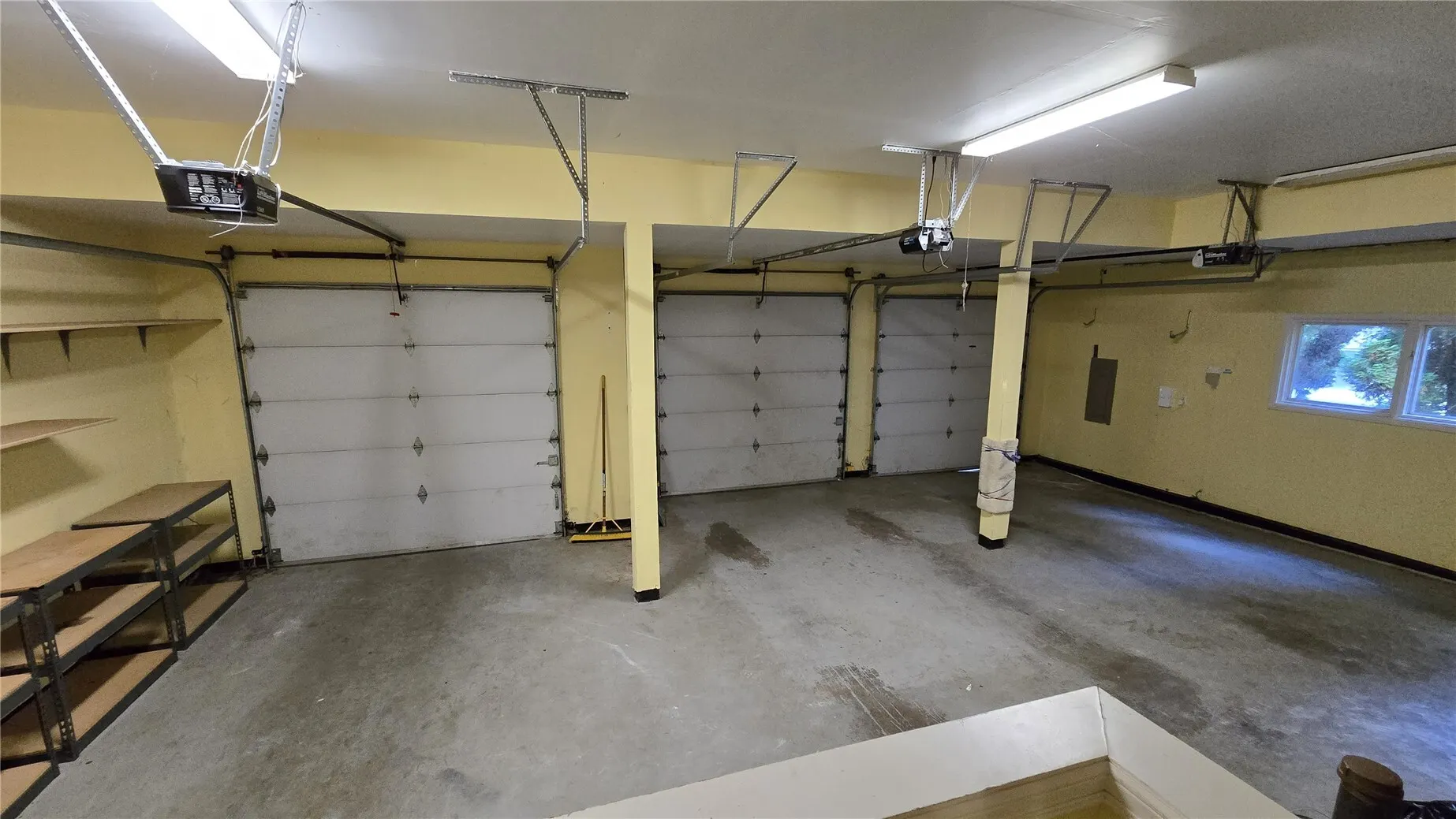 16323 NE 50th Way , Redmond, WA 98052