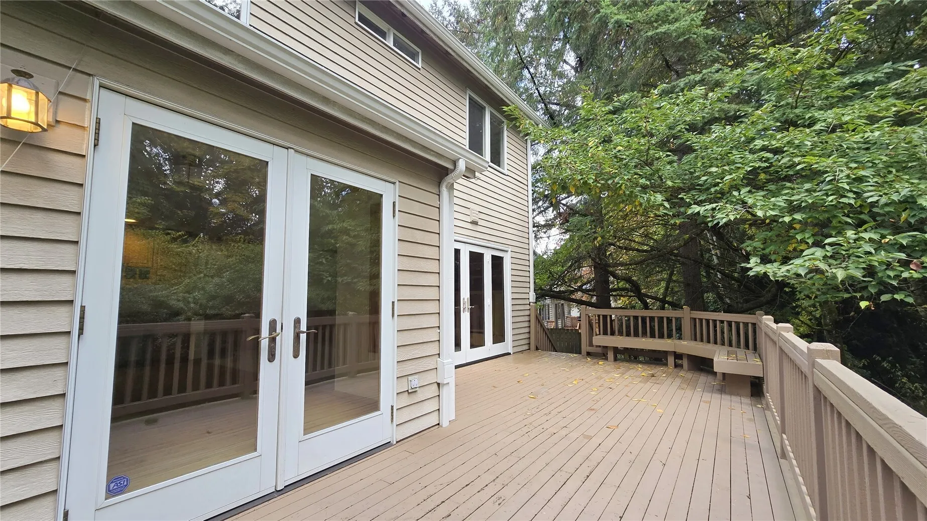16323 NE 50th Way , Redmond, WA 98052
