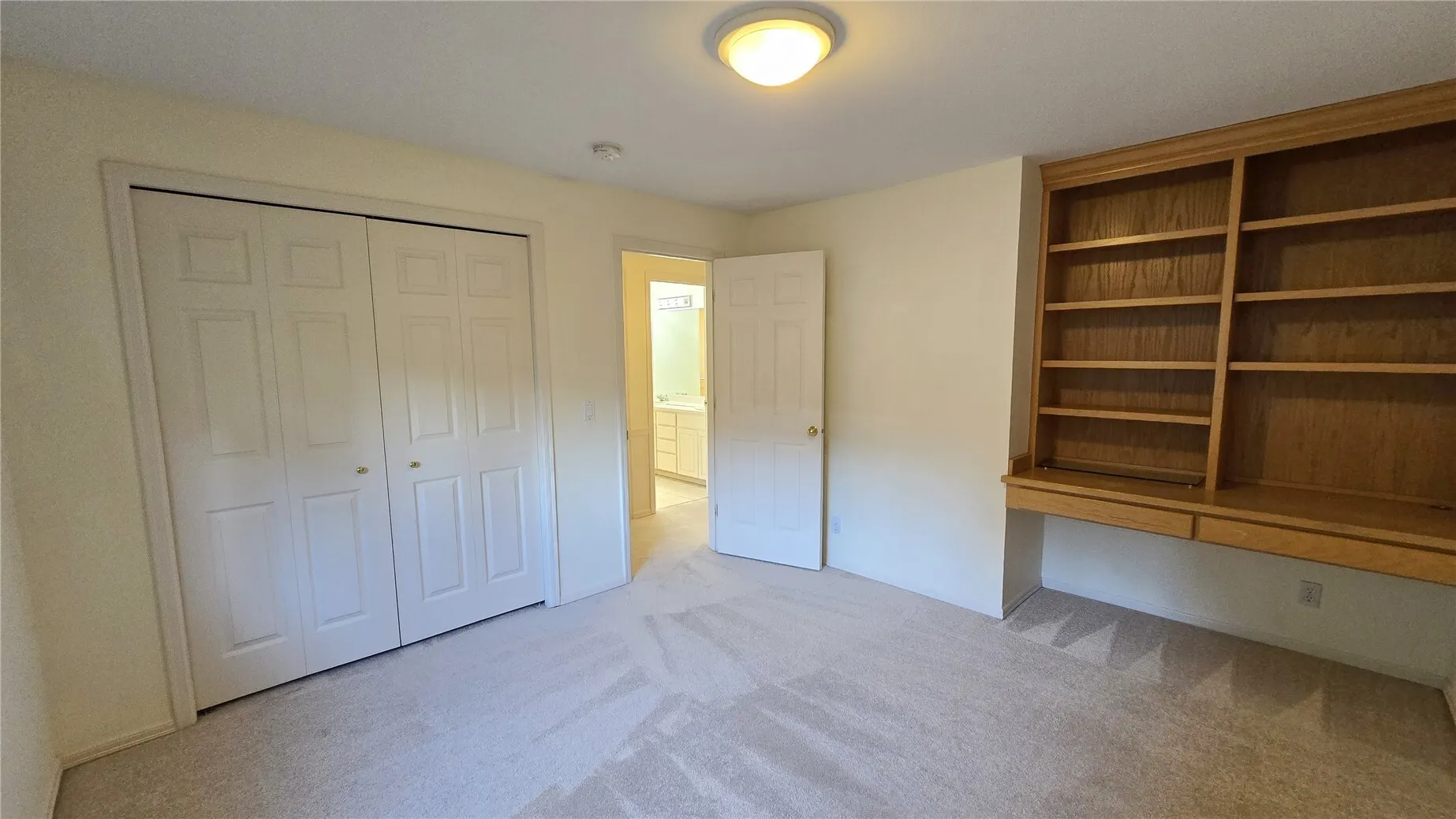 16323 NE 50th Way , Redmond, WA 98052