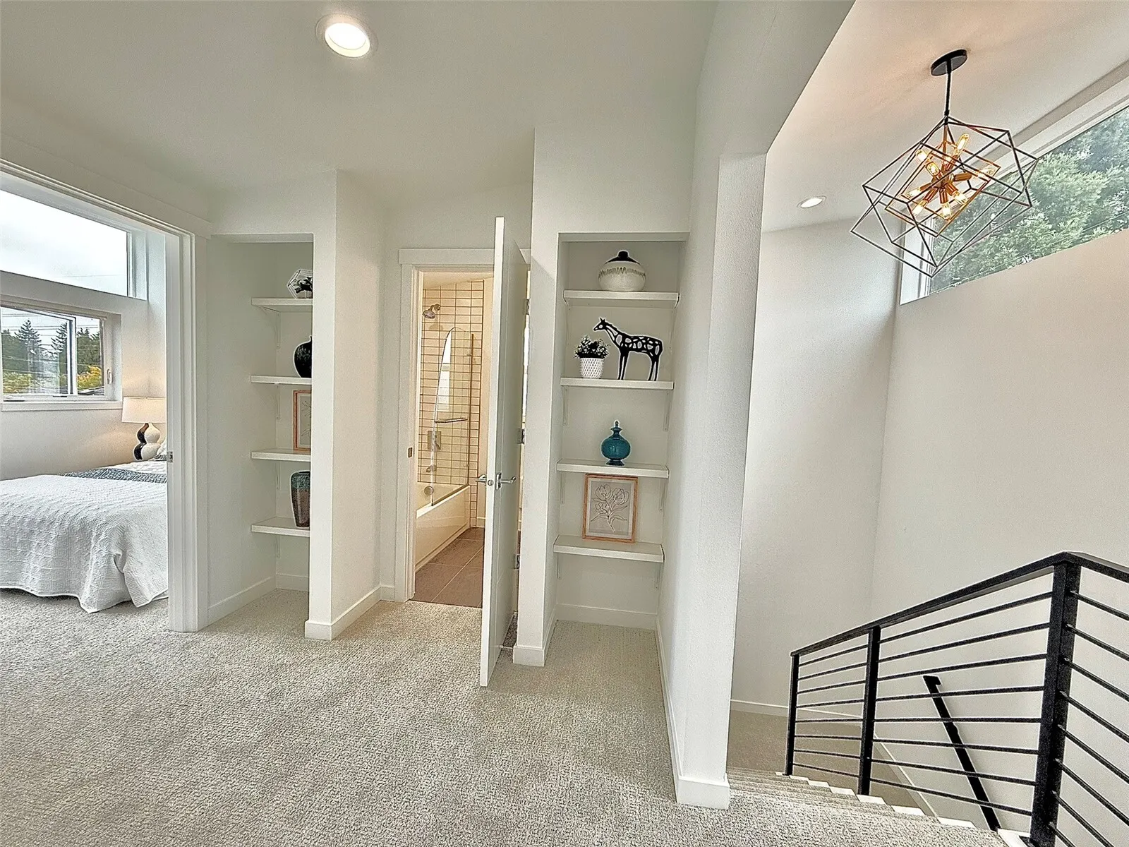 708 N 102nd , Seattle, WA 98133