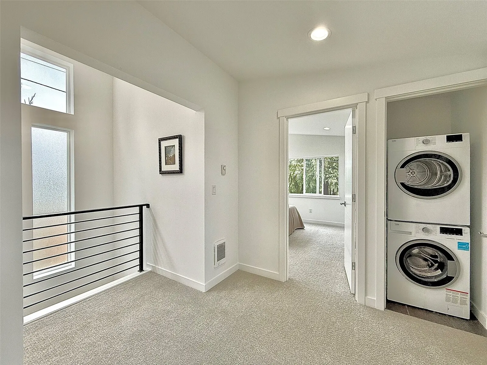 708 N 102nd , Seattle, WA 98133