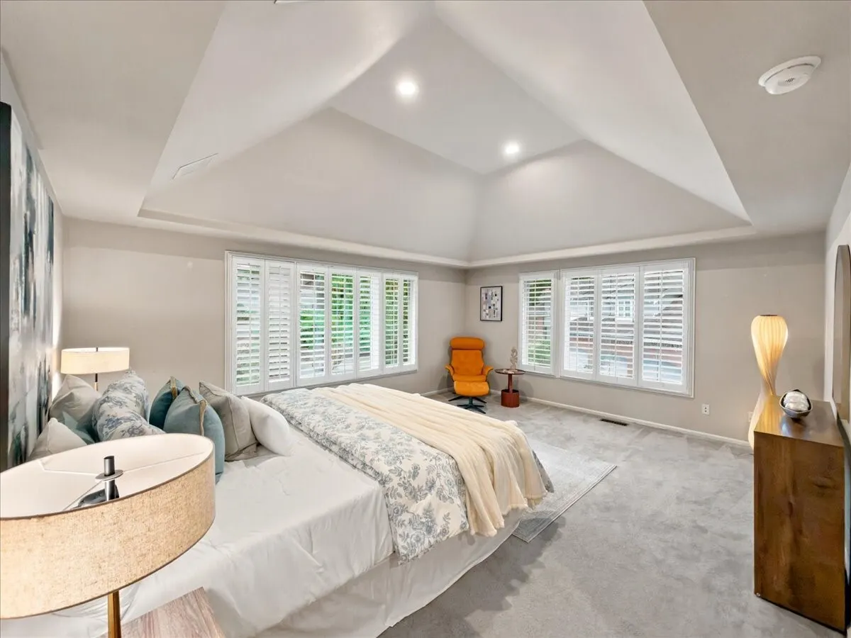 17020 NE 129th Circle , Redmond, WA 98052