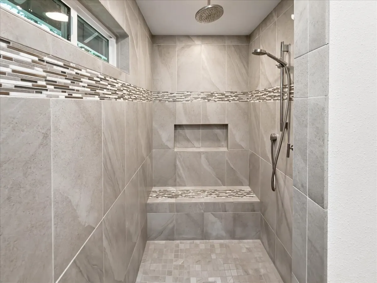 17020 NE 129th Circle , Redmond, WA 98052