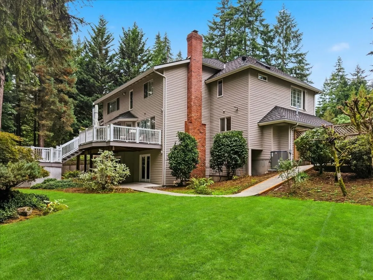 17020 NE 129th Circle , Redmond, WA 98052