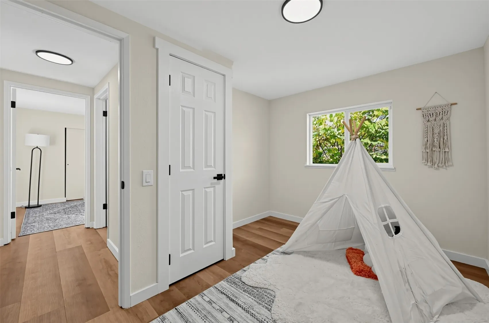 18806 SE 168th Street , Renton, WA 98058