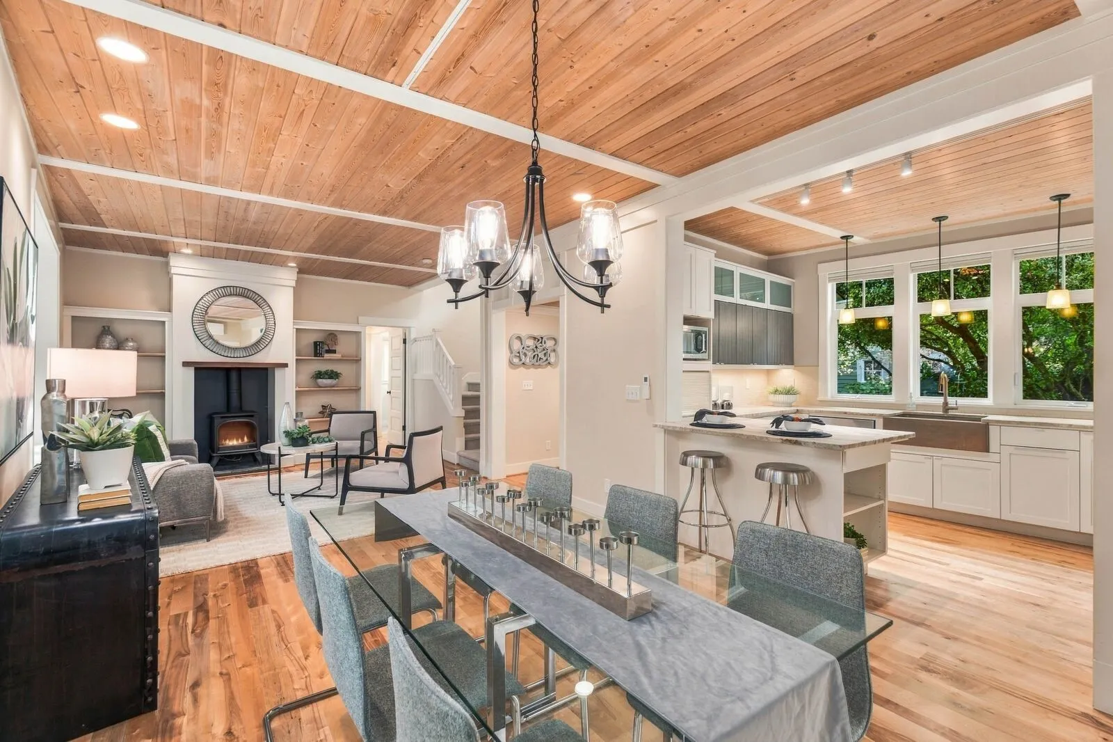 13420 NE 111th Court , Redmond, WA 98052